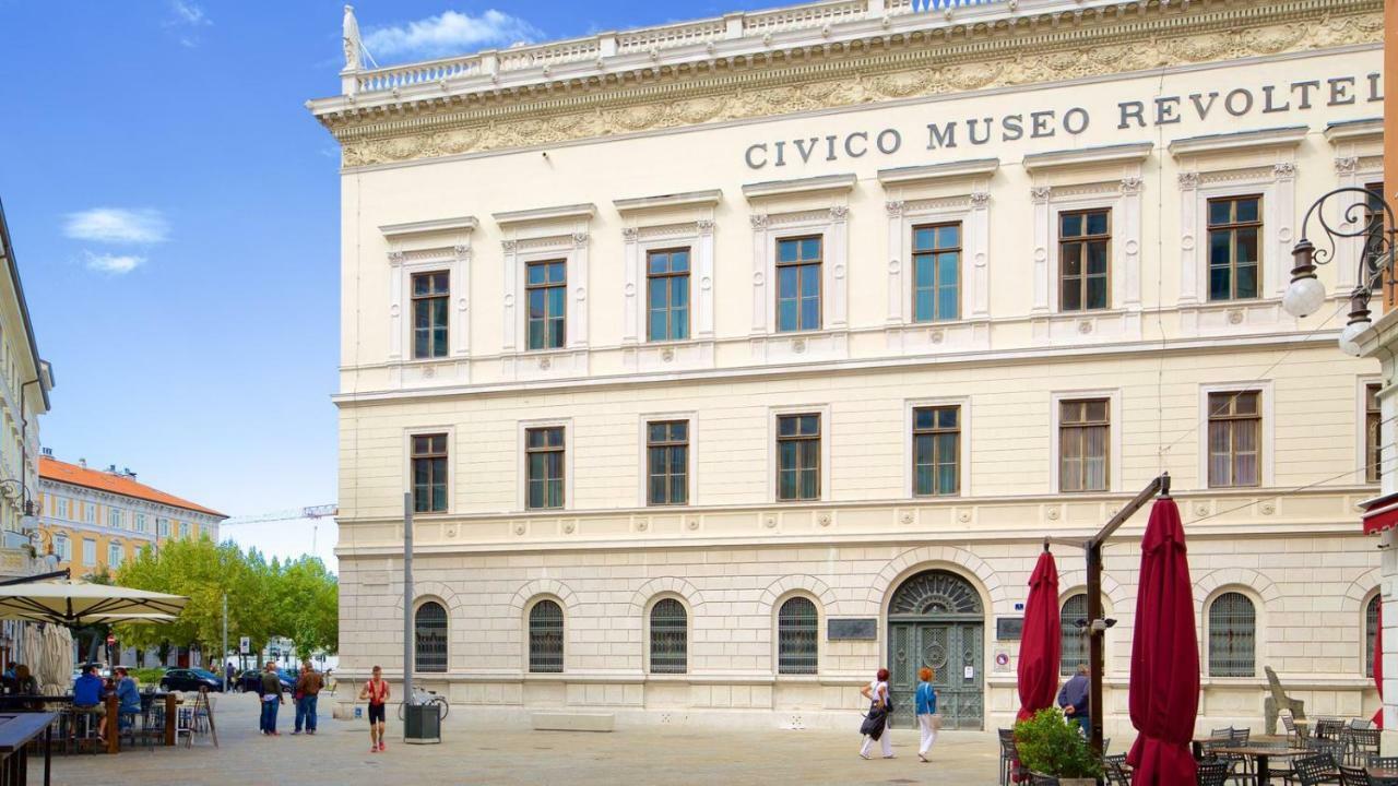 Apartamento Le Rive Del Revoltella Trieste Exterior foto